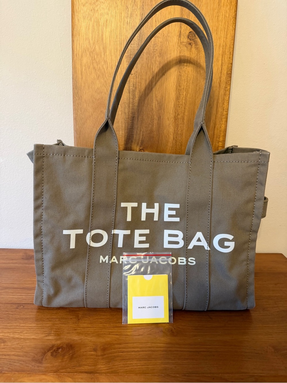 💚✨ MARC JACOBS The Canvas Large Tote Bag – Slate Green ✨💚